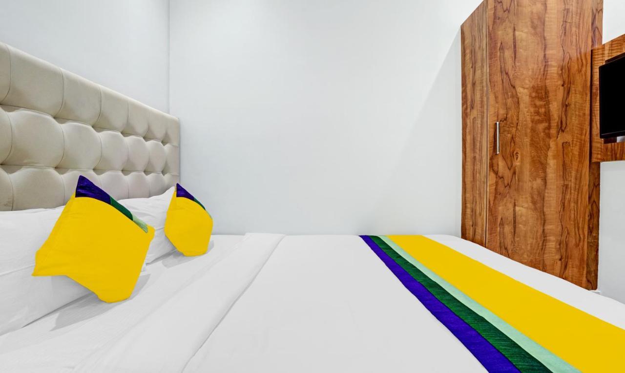 Itsy Hotels Heraa International Mumbai Eksteriør bilde